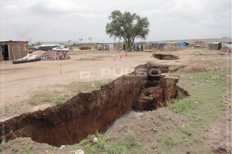 A rachadura se abriu depois das fortes chuvas no México.