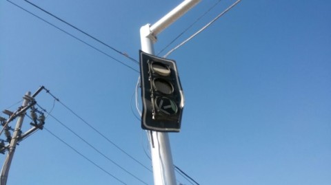 Resultado da onda de calor sem precedentes em todo o México: os semáforos estão derretendo.